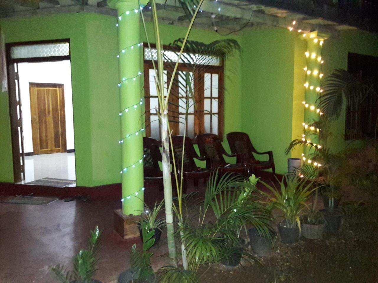 White House Safari Cottage Udawalawe Εξωτερικό φωτογραφία