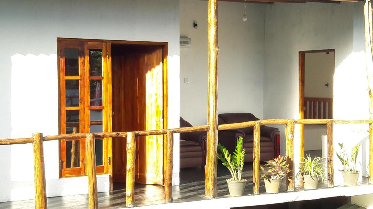 White House Safari Cottage Udawalawe Εξωτερικό φωτογραφία
